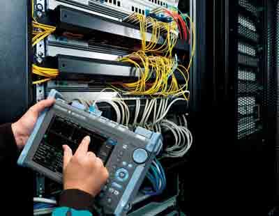 OTDR testing equipment in use